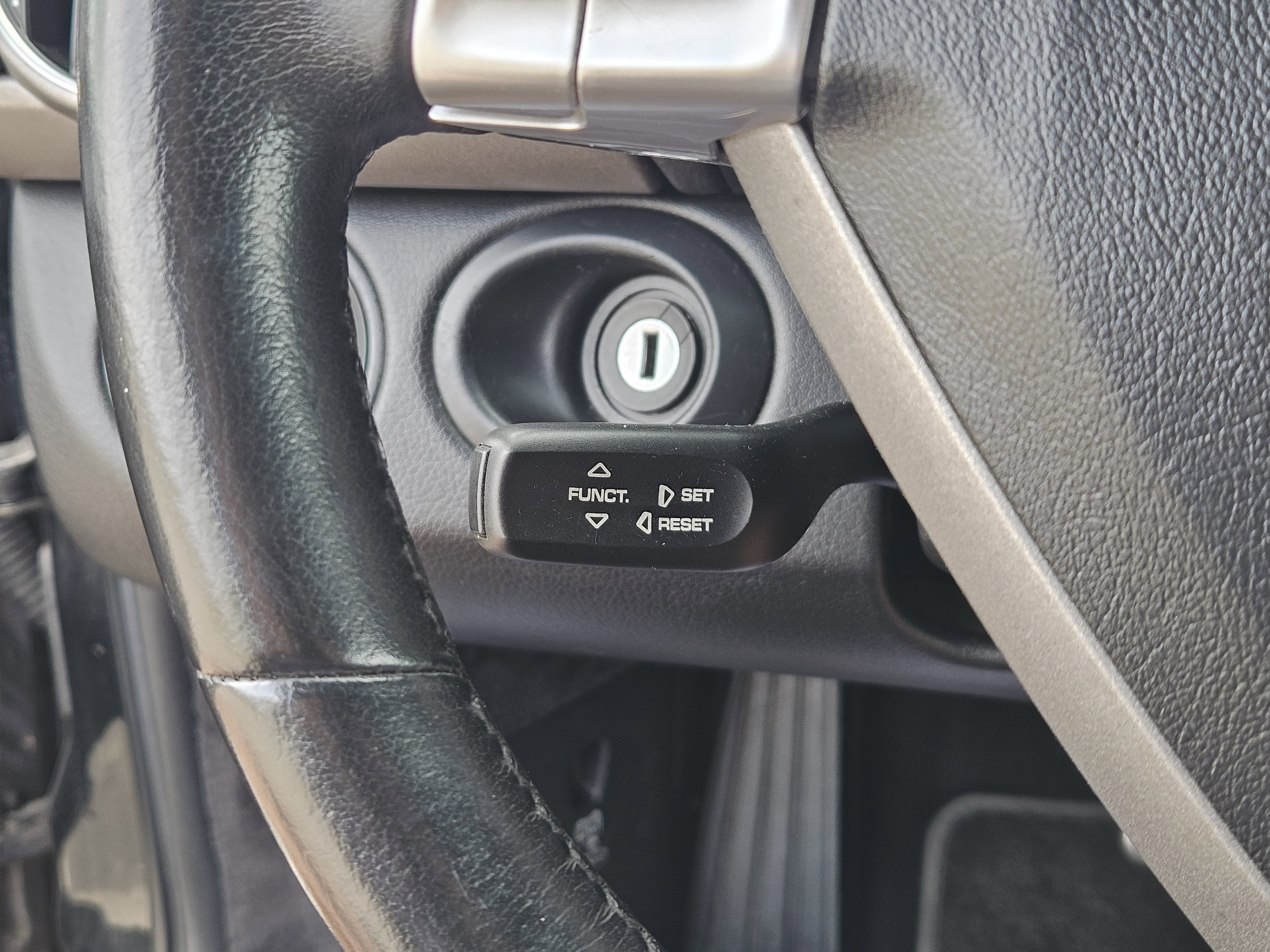 Used 2007 Porsche Boxster RWD image 28