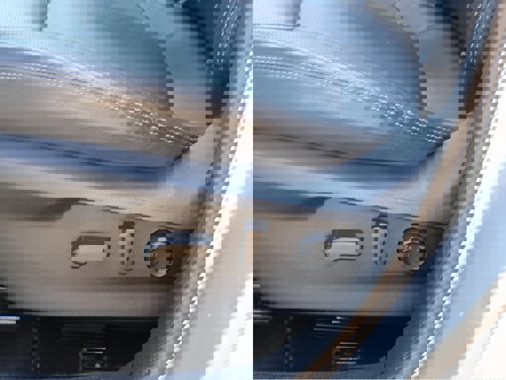 Used 2019 Subaru Forester Limited image 25