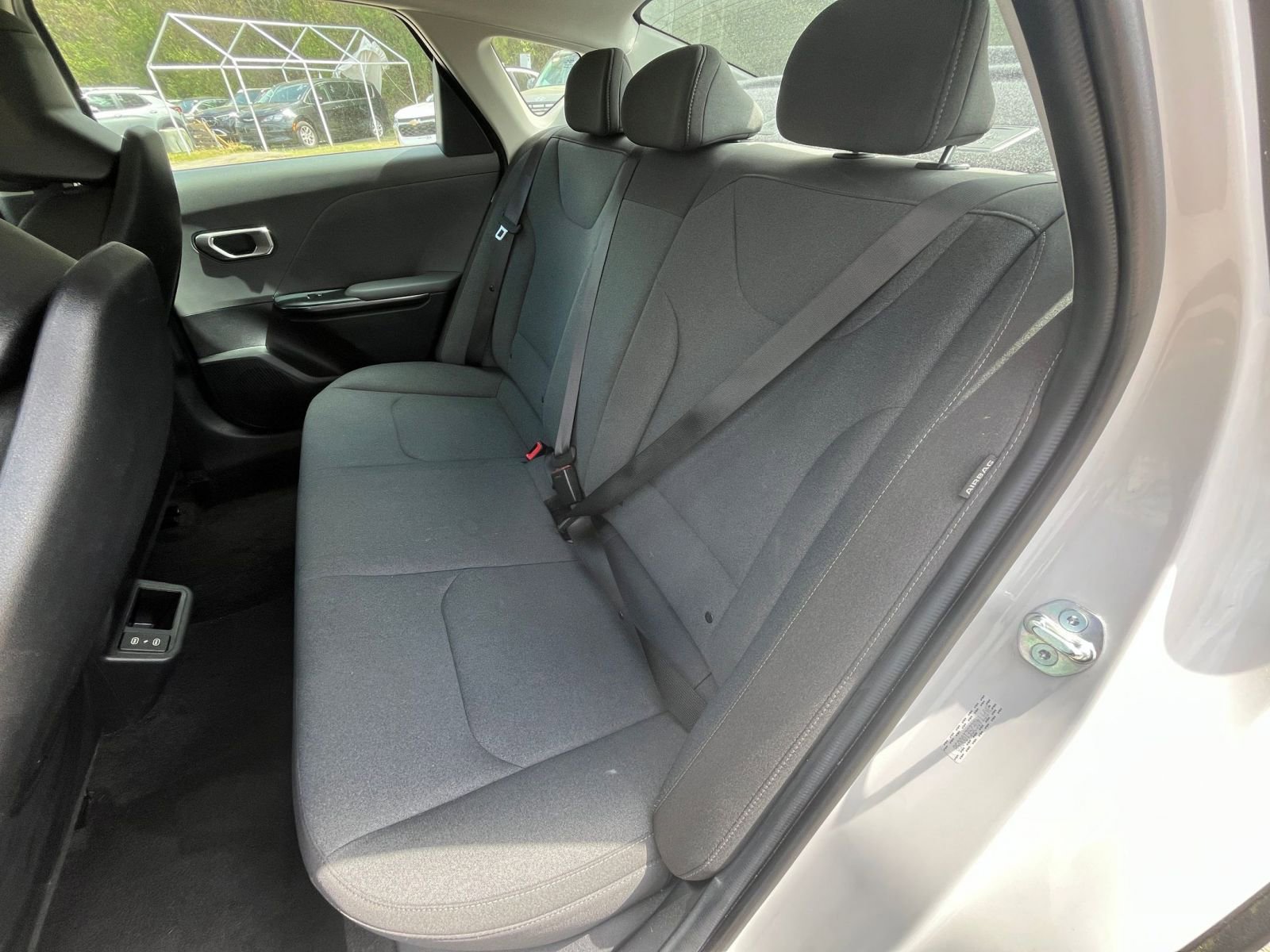 Used 2025 Kia K4 LXS image 35