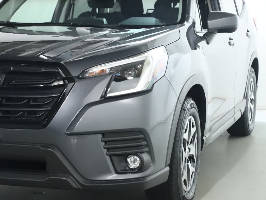 Certified 2024 Subaru Forester Premium AWD/4WD image 4