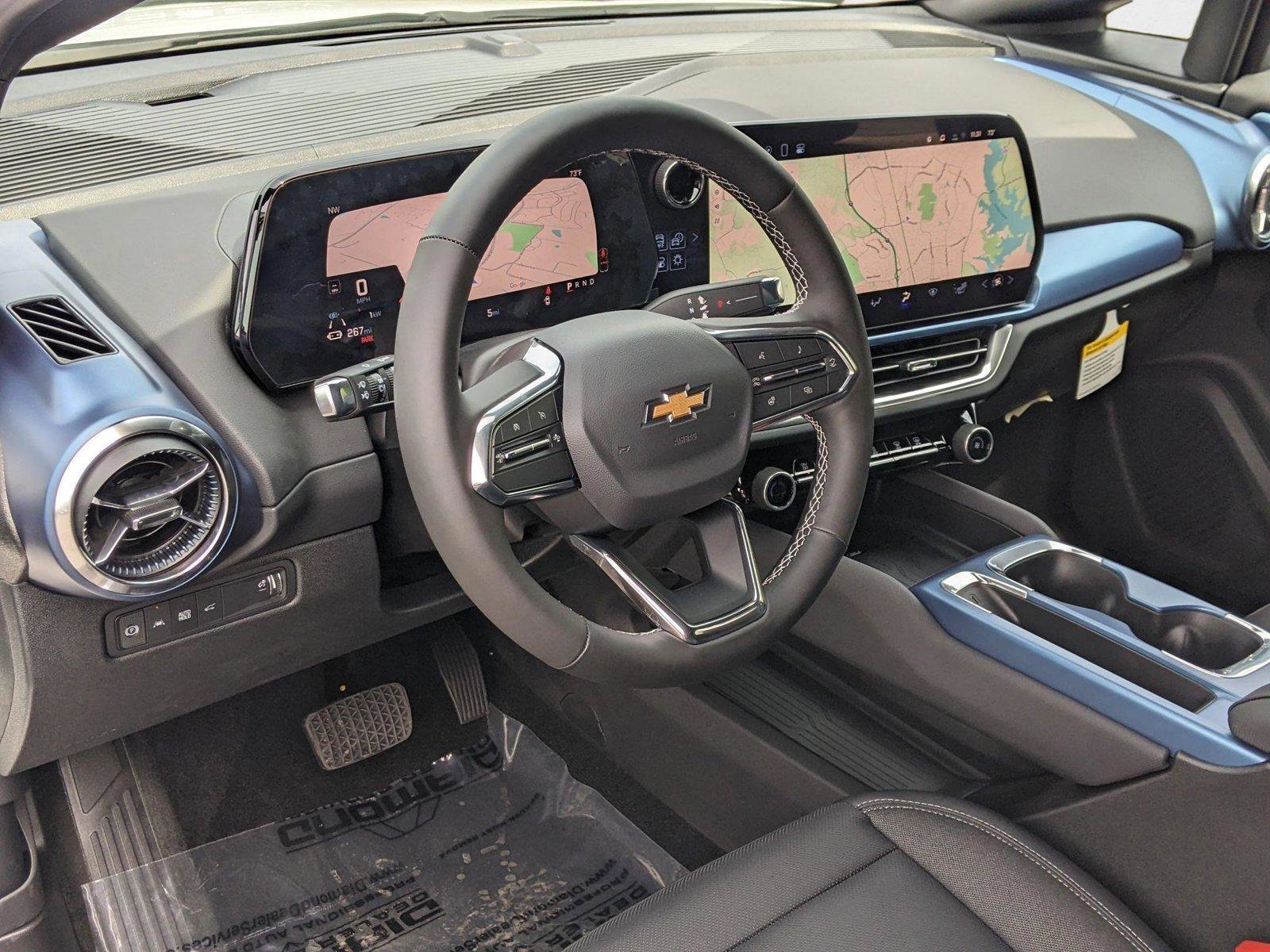 New 2025 Chevrolet Equinox EV LT FWD image 3