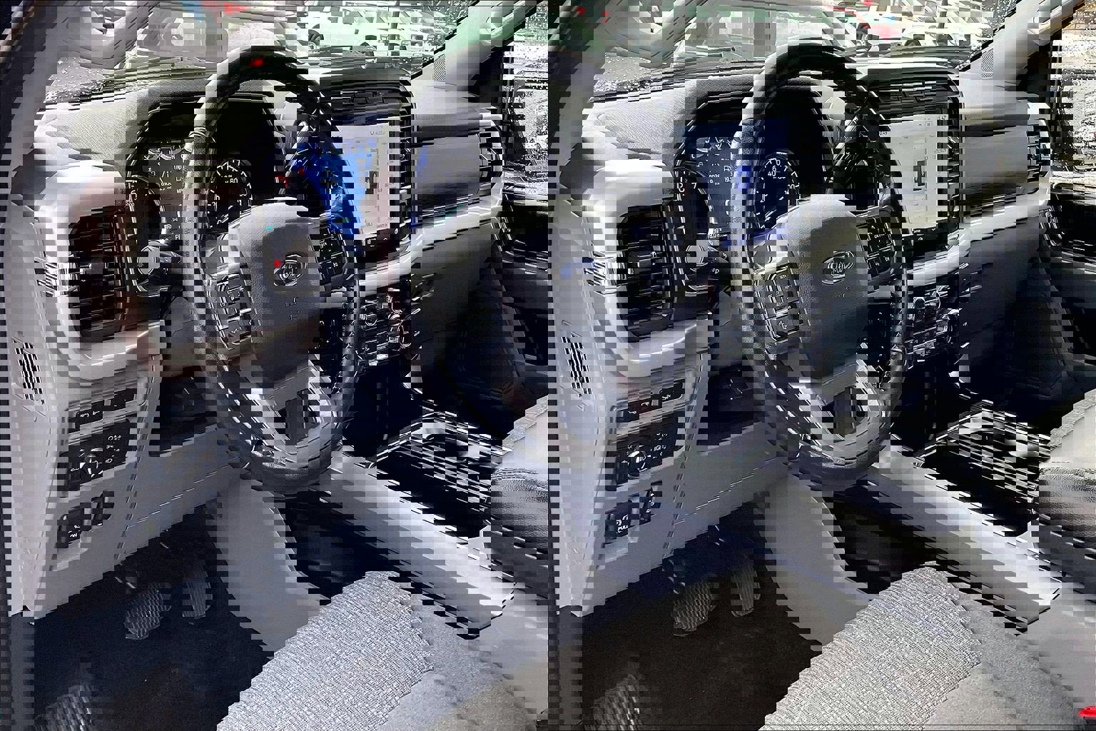 Used 2022 Ford F150 XLT w/ Equipment Group 302A High image 13