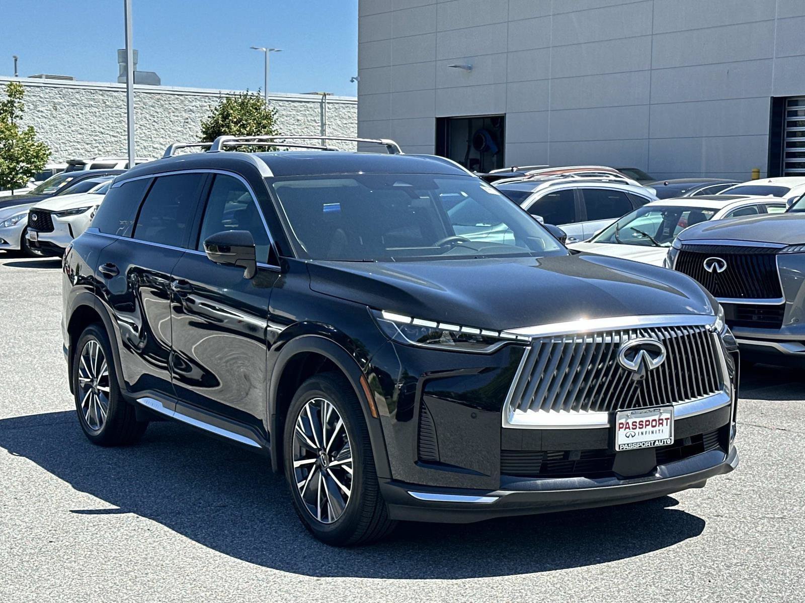 Used 2026 INFINITI QX60 Luxe w/ Cargo Package AWD/4WD image 6