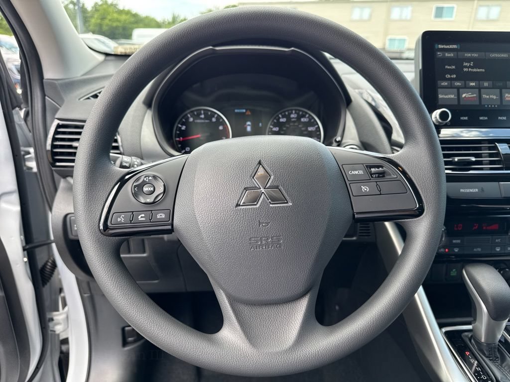 New 2026 Mitsubishi Eclipse Cross LE AWD/4WD image 8