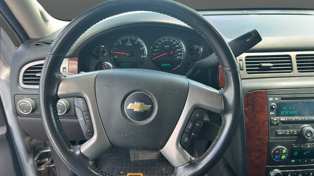 Used 2014 Chevrolet Suburban LT AWD/4WD image 12