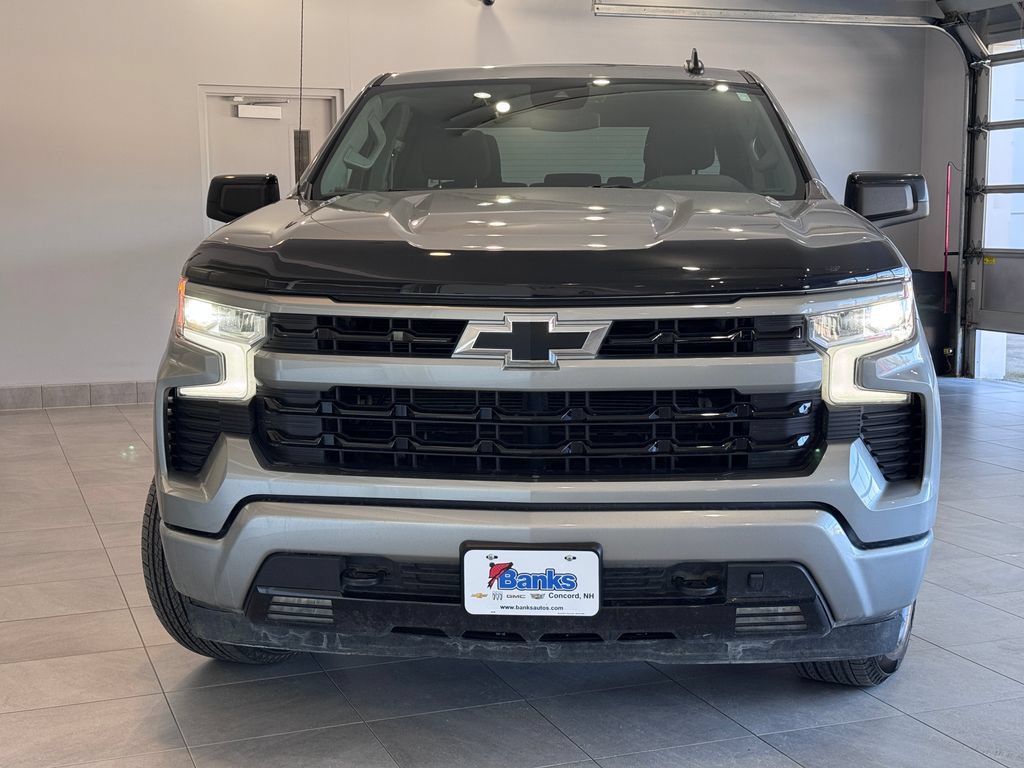 Used 2024 Chevrolet Silverado 1500 RST w/ Protection Package AWD/4WD image 3