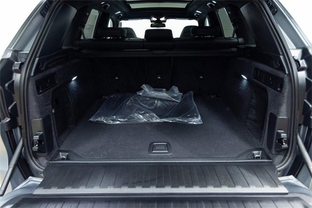 New 2026 BMW X5 M Competition w/ Executive Package image 15