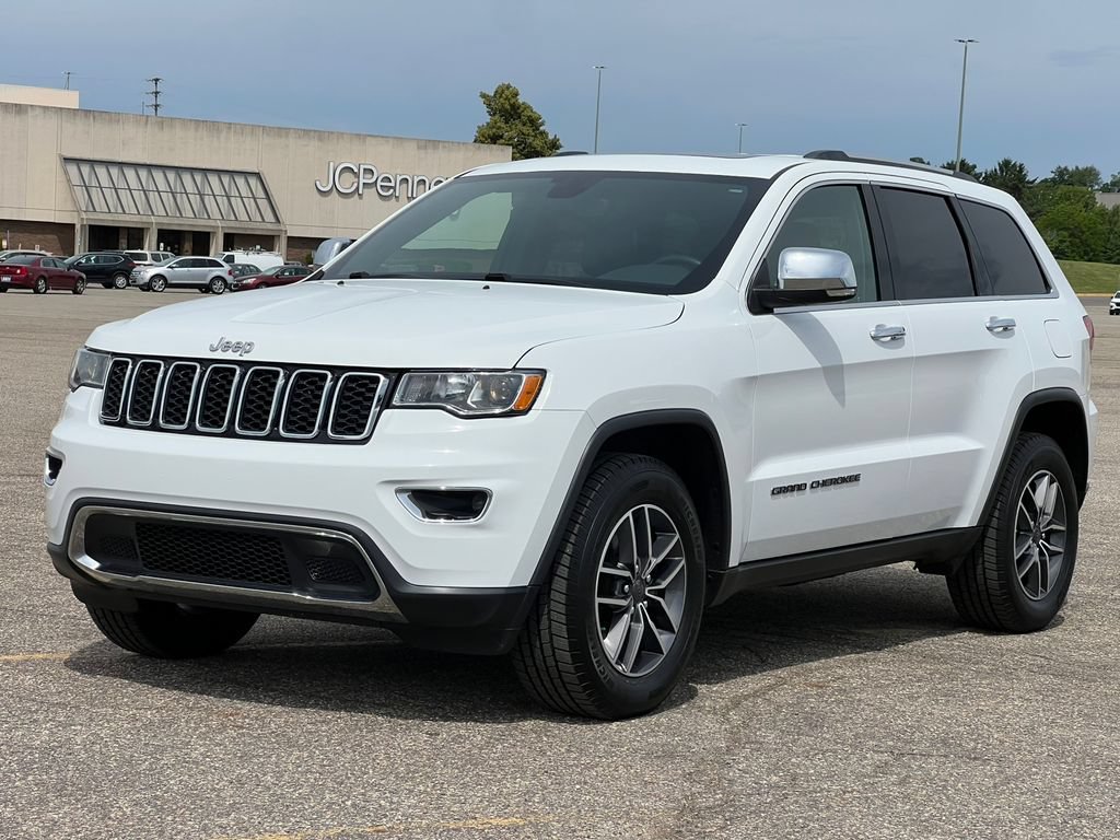 Used 2019 Jeep Grand Cherokee Limited w/ Trailer Tow Group IV AWD/4WD image 47