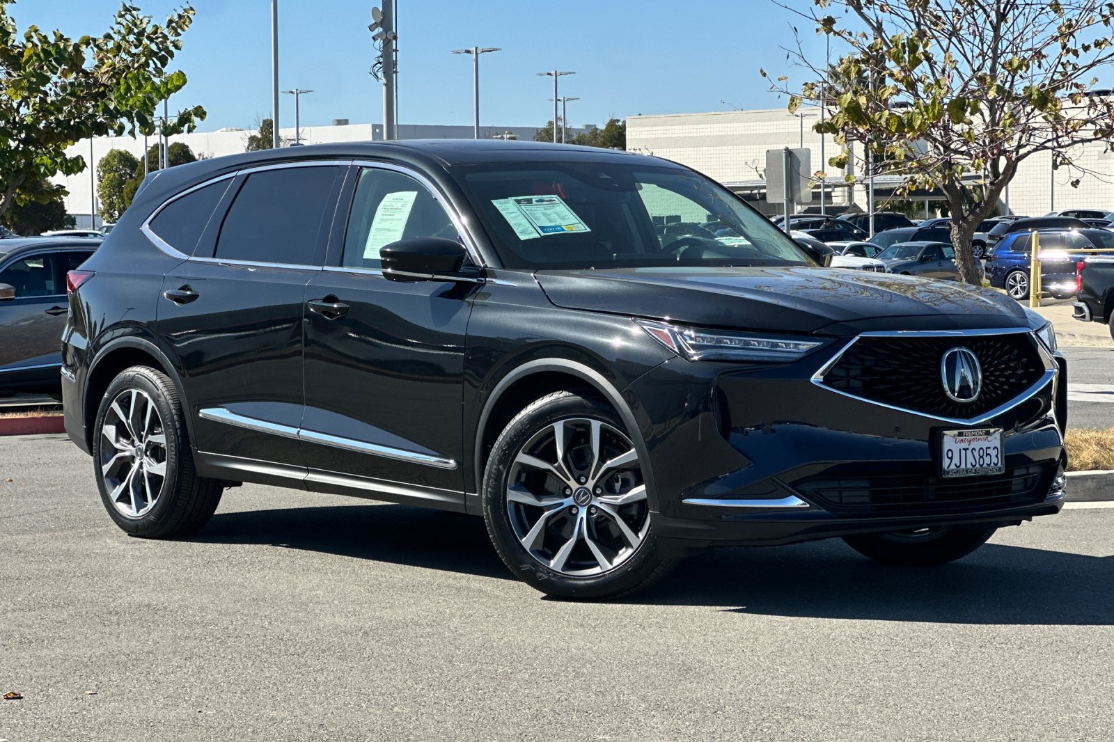 Used 2024 Acura MDX w/ Technology Package AWD/4WD image 2