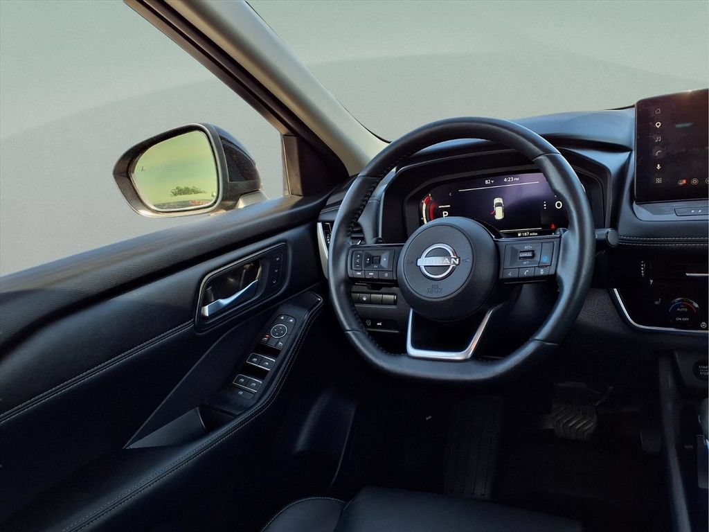 Used 2024 Nissan Rogue SL w/ SL Premium Package AWD/4WD image 23