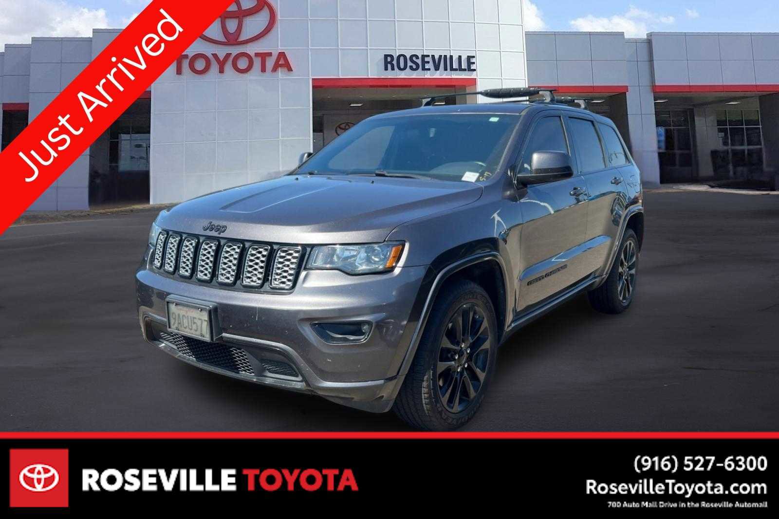 Used 2019 Jeep Grand Cherokee Altitude AWD/4WD image 1