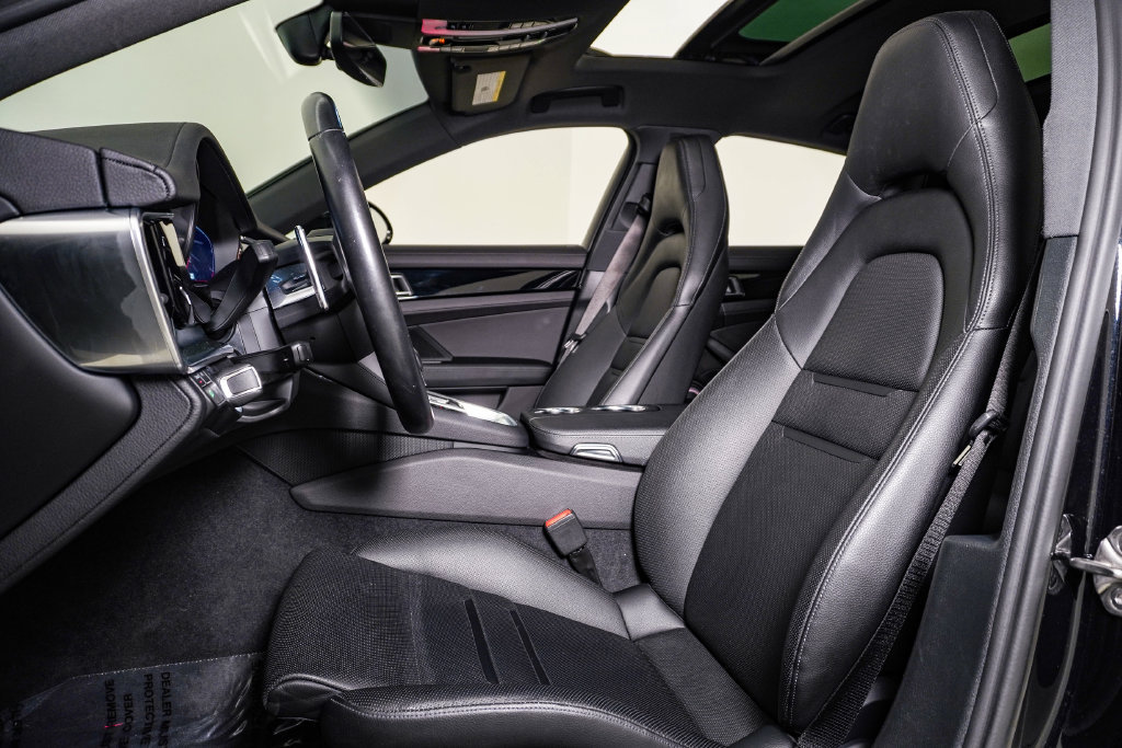 Certified 2023 Porsche Panamera 4 AWD/4WD image 5