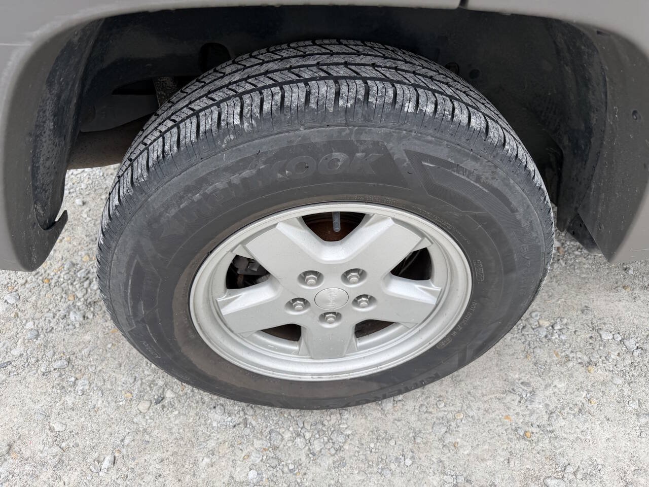 Used 2006 Jeep Liberty Sport AWD/4WD image 11