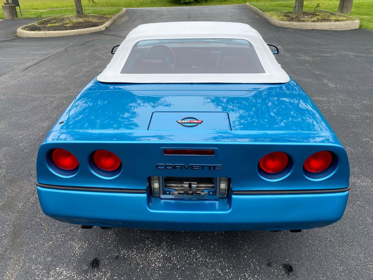 Used 1989 Chevrolet Corvette Convertible RWD image 12