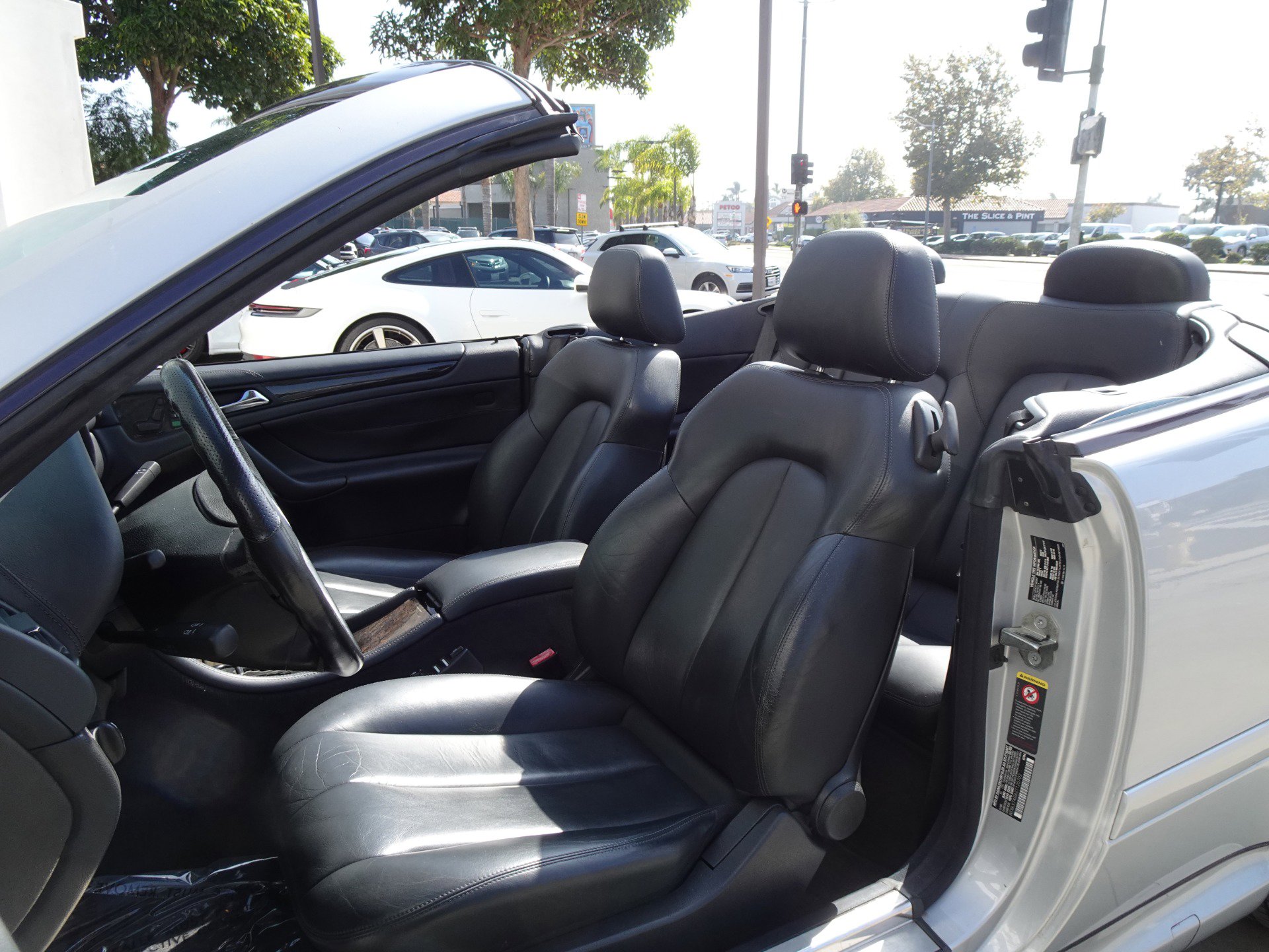 Used 2002 Mercedes-Benz CLK 55 AMG Cabriolet image 12