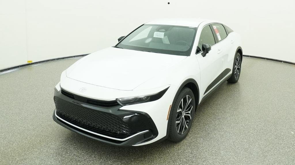 New 2026 Toyota Crown XLE AWD/4WD image 17