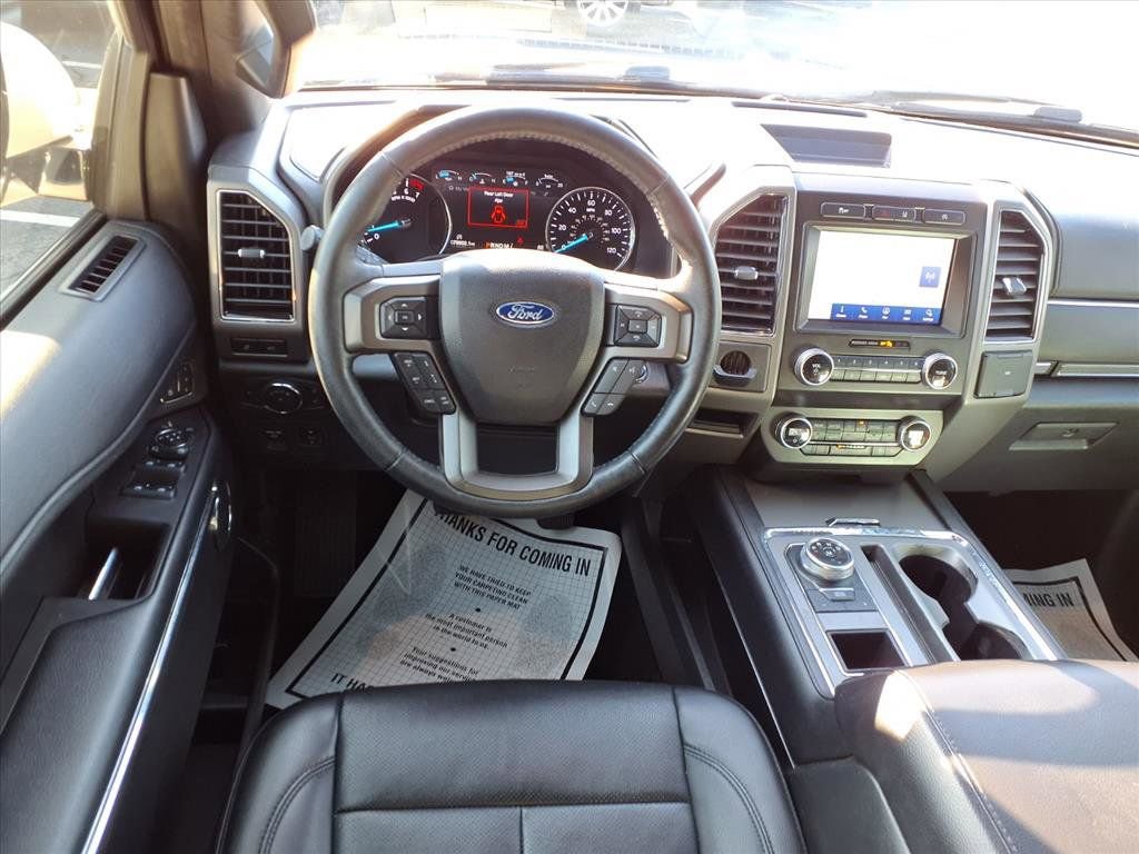 Used 2019 Ford Expedition Max XLT w/ Equipment Group 202A image 4