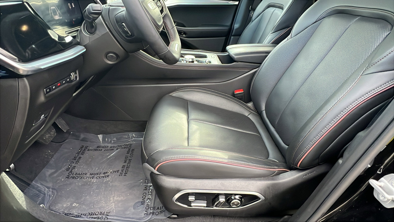 Used 2024 Jeep Wagoneer Launch Edition image 16