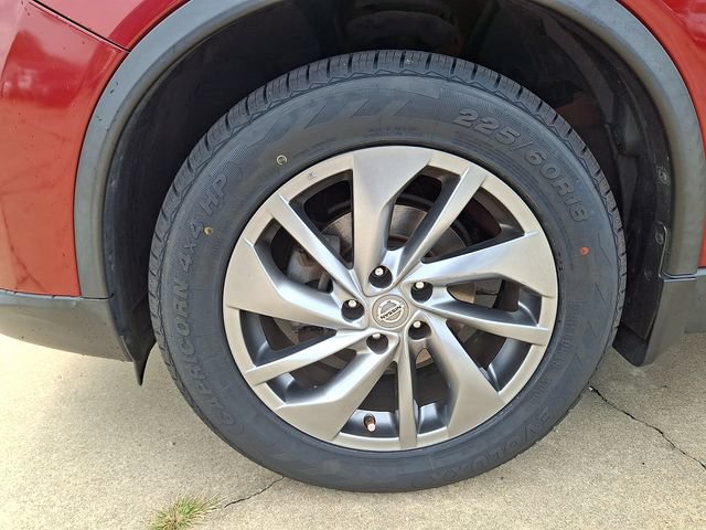 Used 2015 Nissan Rogue SL w/ SL Premium Package AWD/4WD image 28