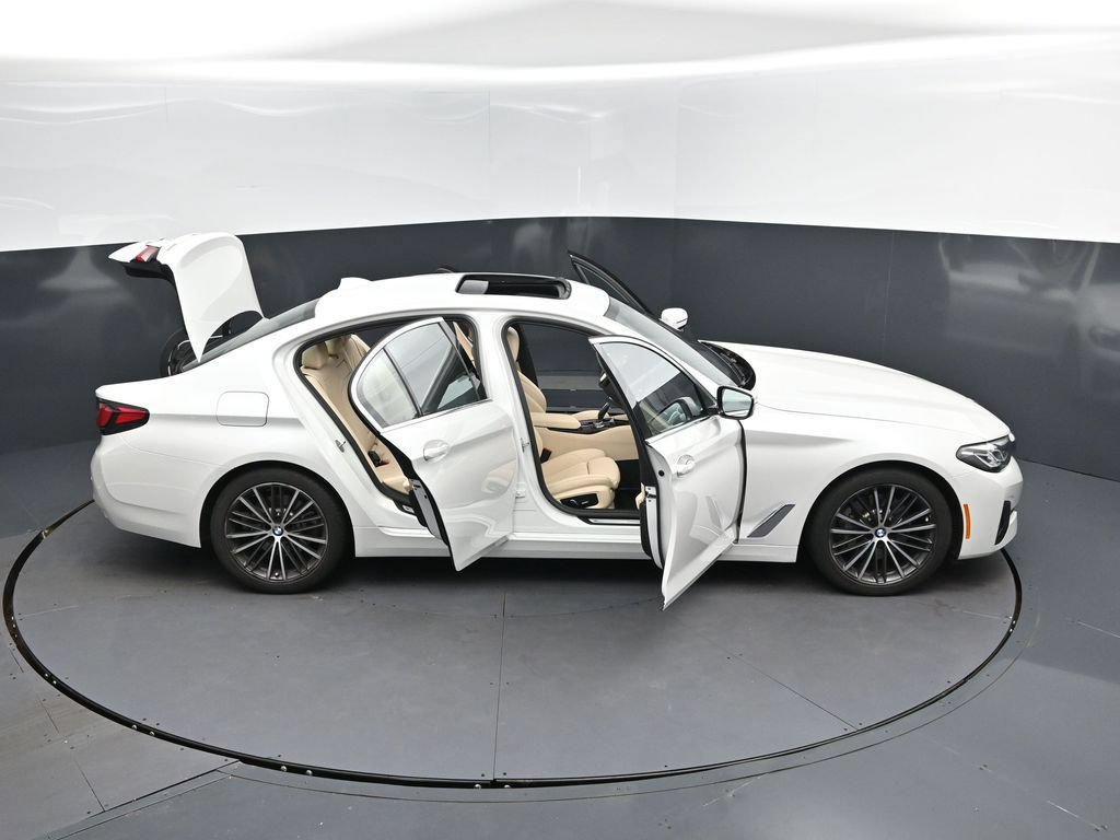 Certified 2023 BMW 530i w/ Premium Package RWD image 50