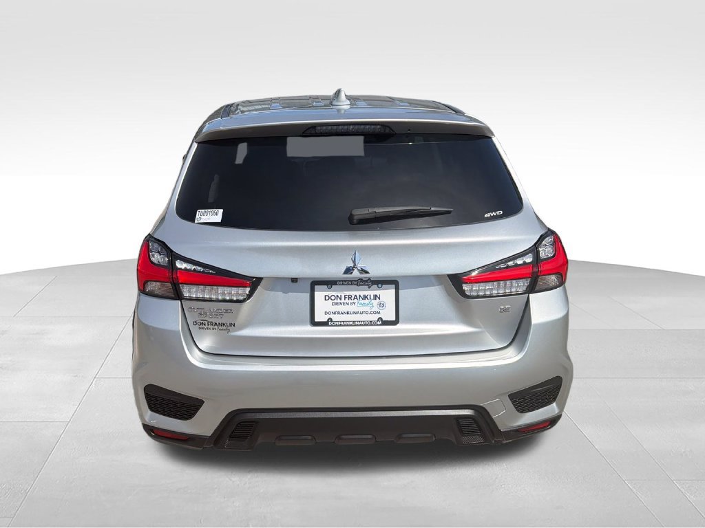 Used 2026 Mitsubishi Outlander Sport SE AWD/4WD image 4