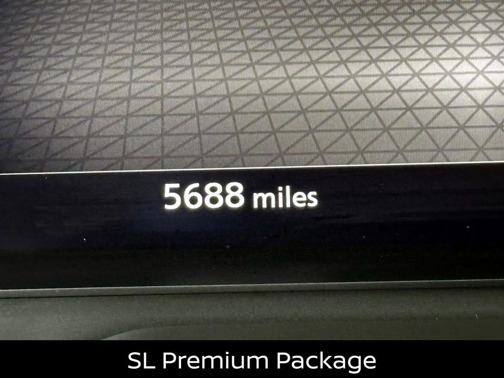 Certified 2024 Nissan Rogue SL w/ SL Premium Package image 30