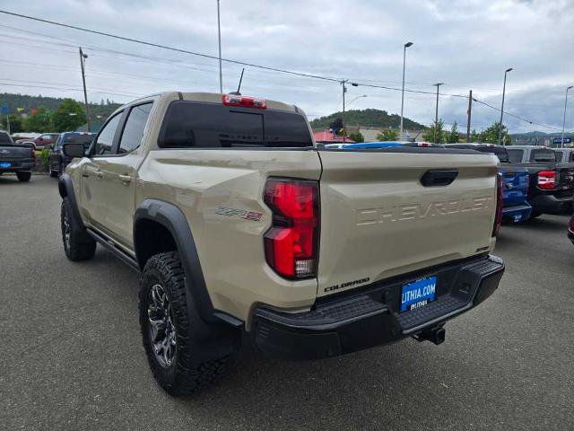 Used 2023 Chevrolet Colorado ZR2 w/ ZR2 Convenience Package III image 3