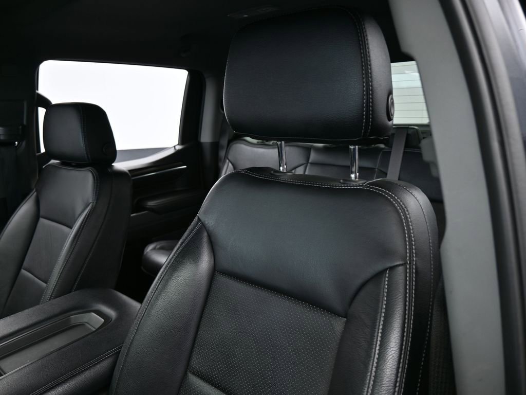 Used 2023 Chevrolet Silverado 1500 LT image 16