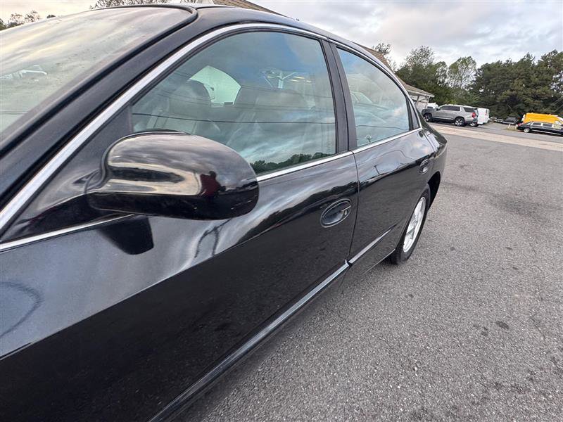 Used 2002 Oldsmobile Aurora 3.5 w/ All Weather Pkg image 12