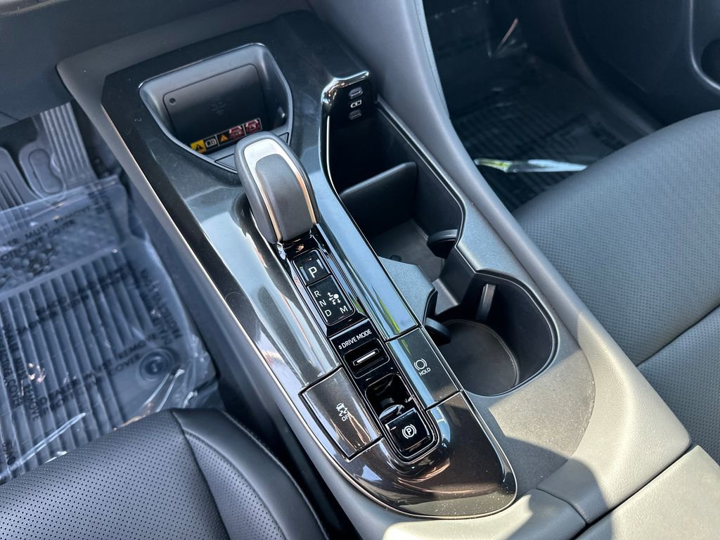 Certified 2026 Toyota Crown Platinum AWD/4WD image 23