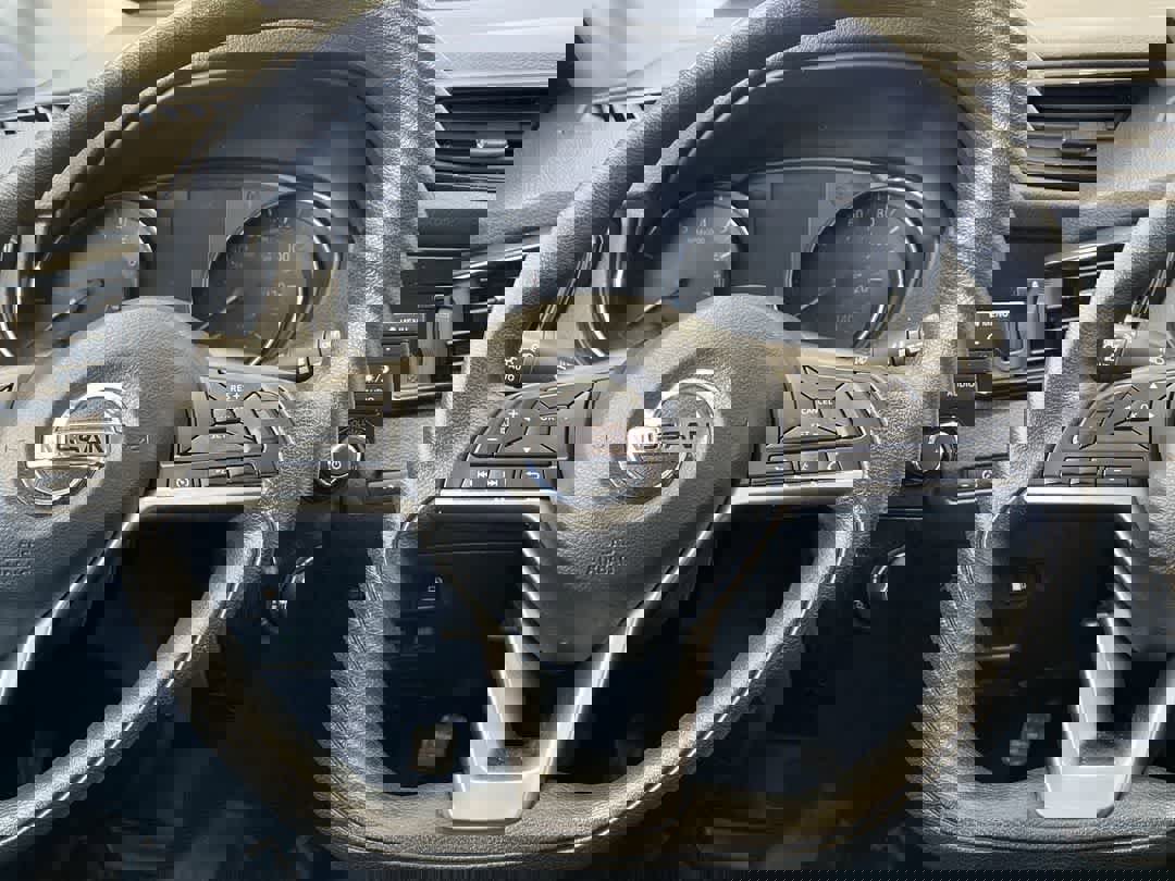 Used 2020 Nissan Rogue S image 17