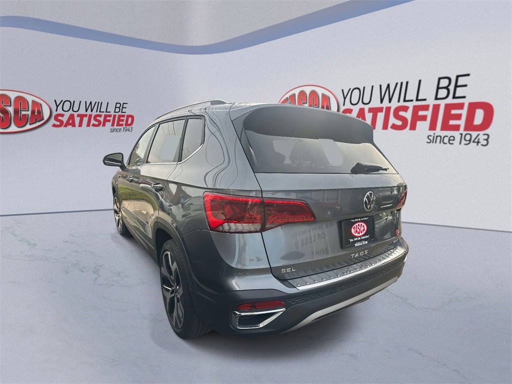 Used 2022 Volkswagen Taos SEL w/ Panoramic Sunroof Package image 5