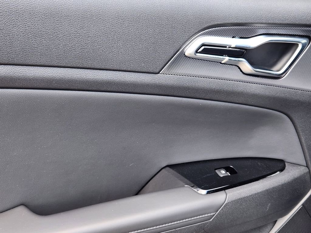 Certified 2025 Kia Sportage SX image 14