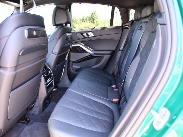 Used 2026 BMW X6 M60i AWD/4WD image 21