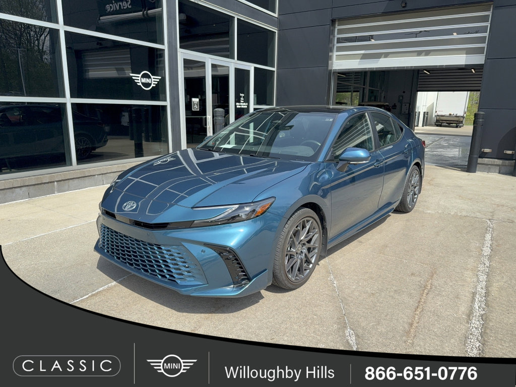 Used 2025 Toyota Camry XSE w/ Premium Plus Package FWD image 1