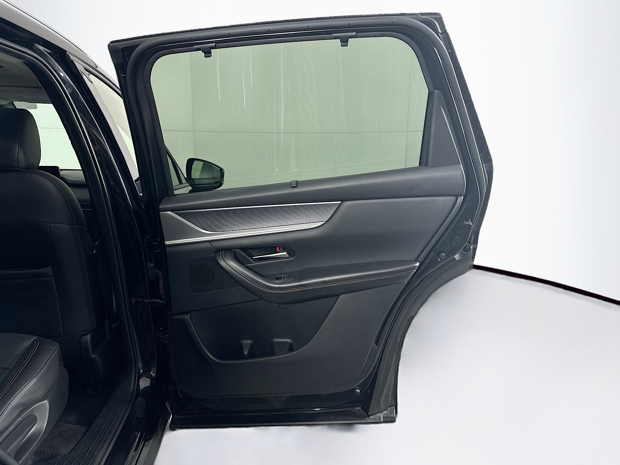 Used 2025 MAZDA CX-90 3.3 Turbo w/ Preferred Package image 33