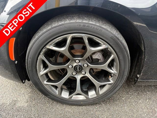 Used 2017 Chrysler 300 S RWD image 13