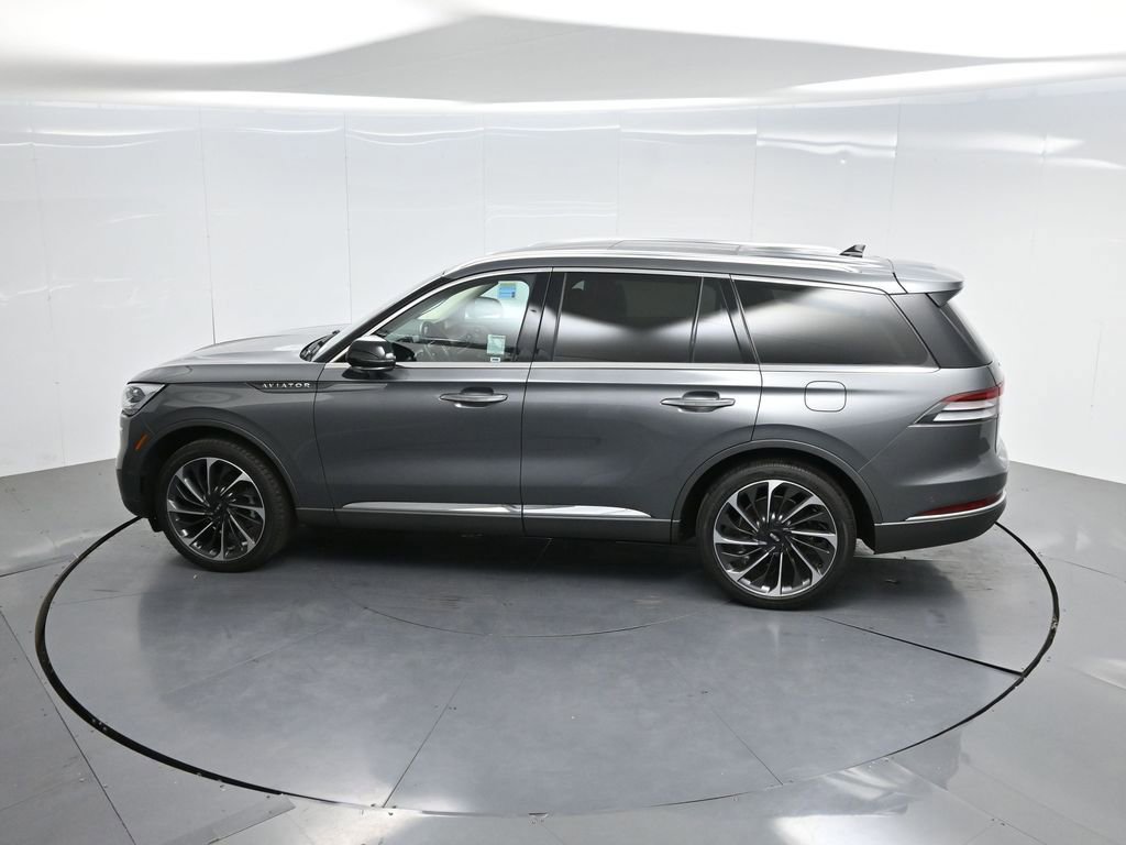 Used 2023 Lincoln Aviator Reserve w/ Equipment Group 201A AWD/4WD image 51