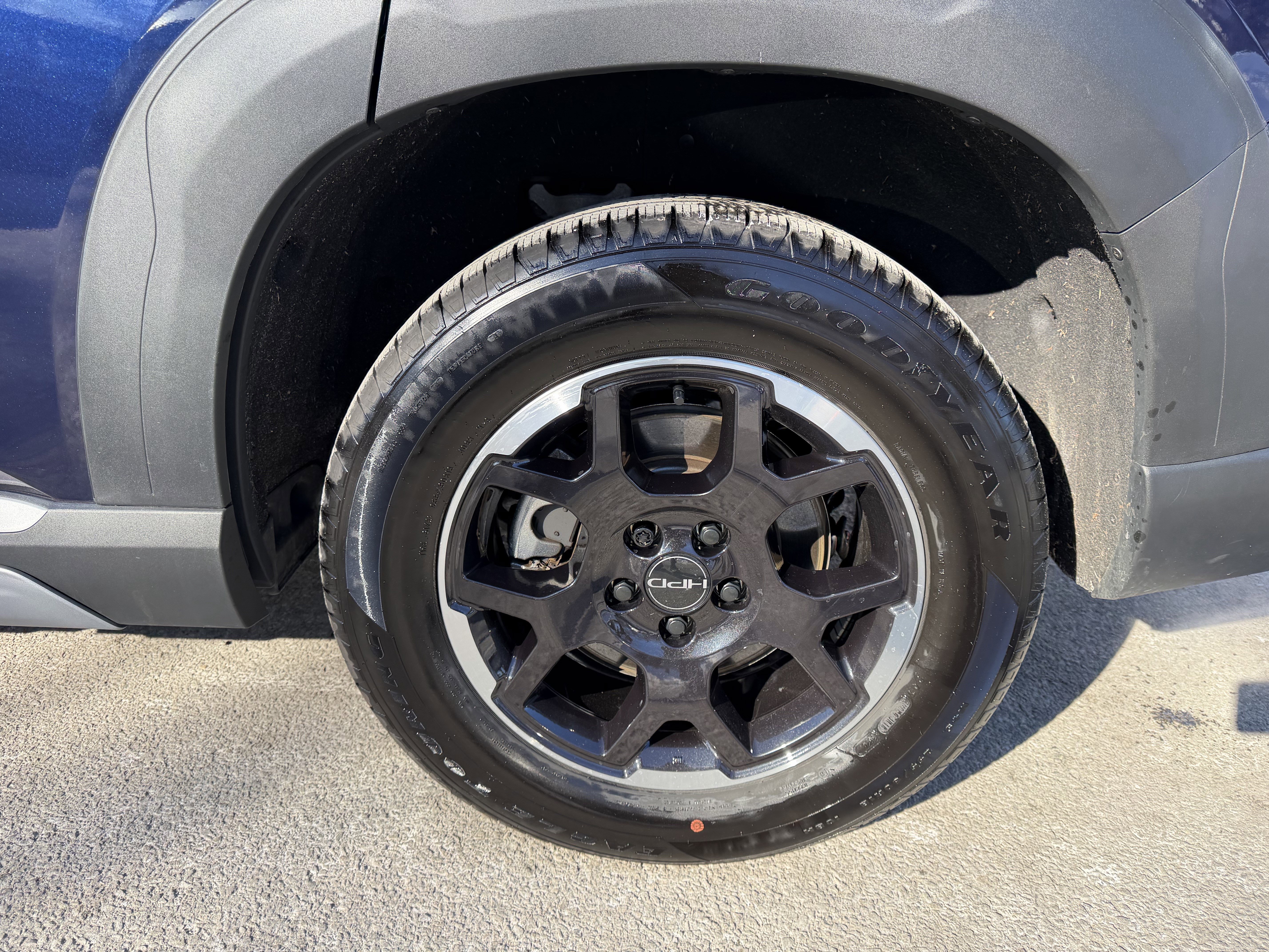 Used 2025 Honda Pilot EX-L image 9