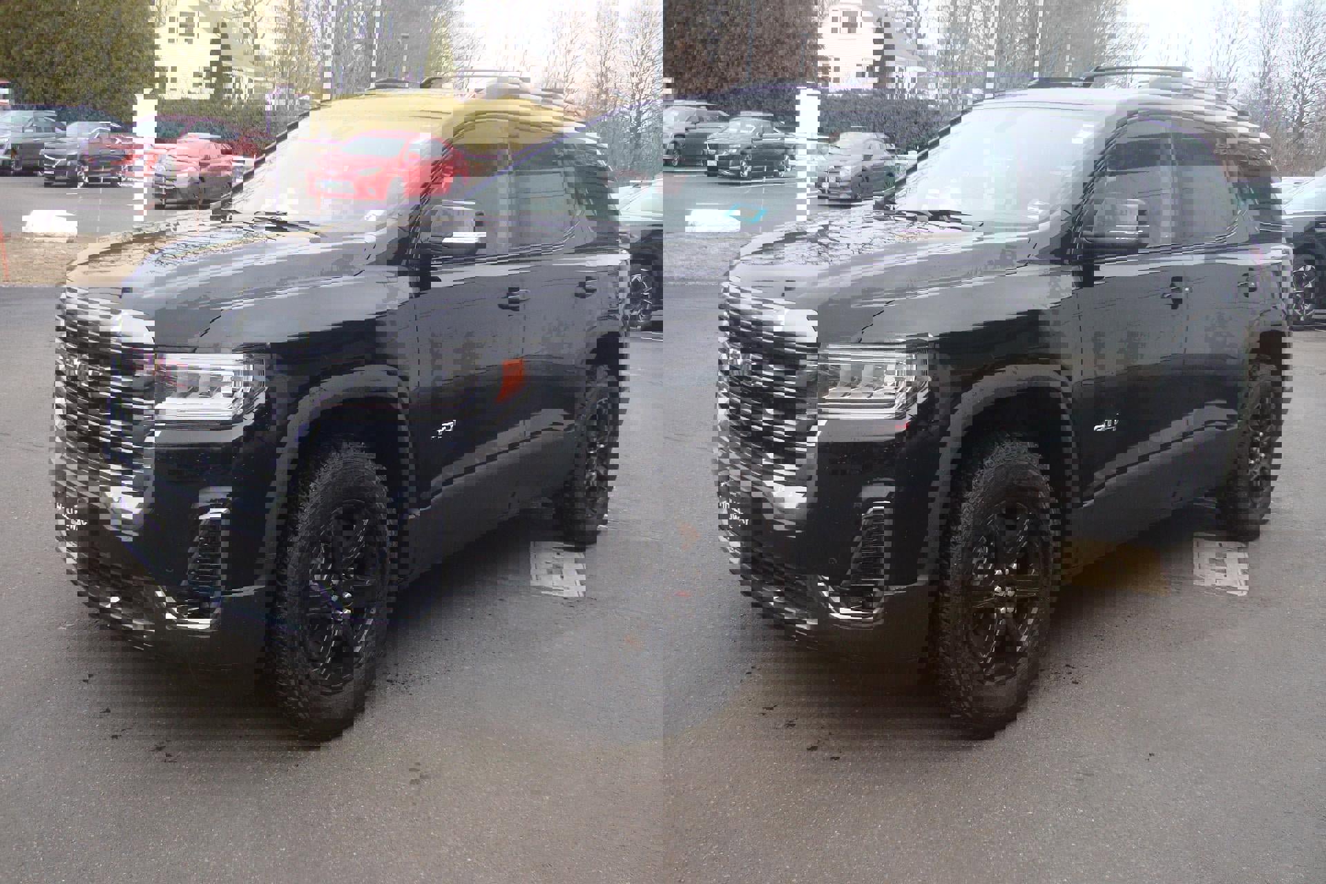 Certified 2022 GMC Acadia AT4 w/ Technology Package image 1