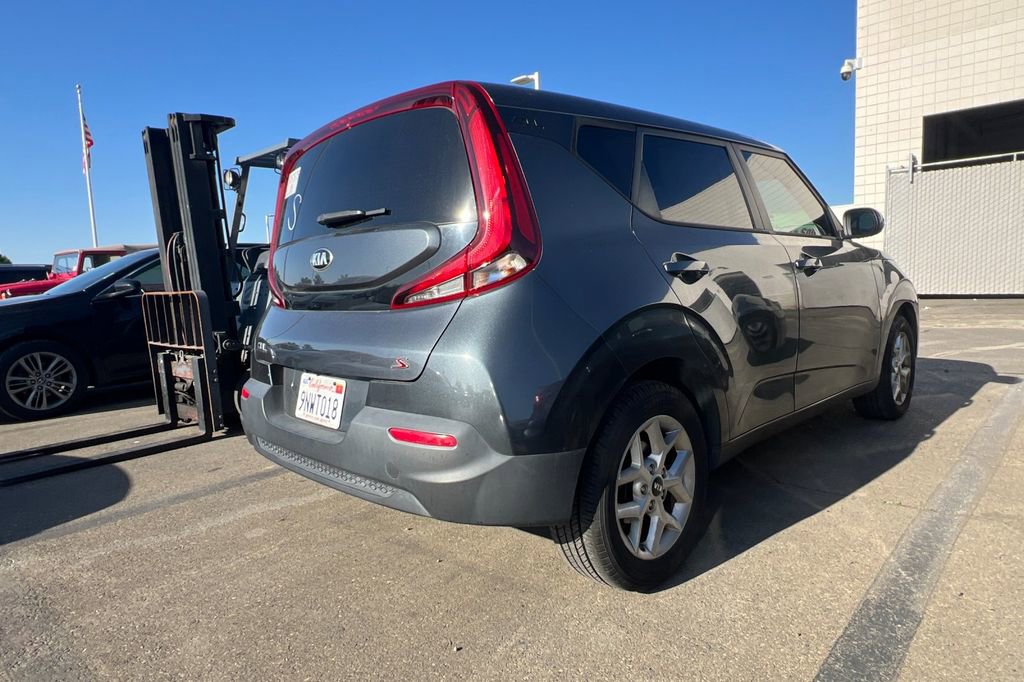 Used 2021 Kia Soul S FWD image 6