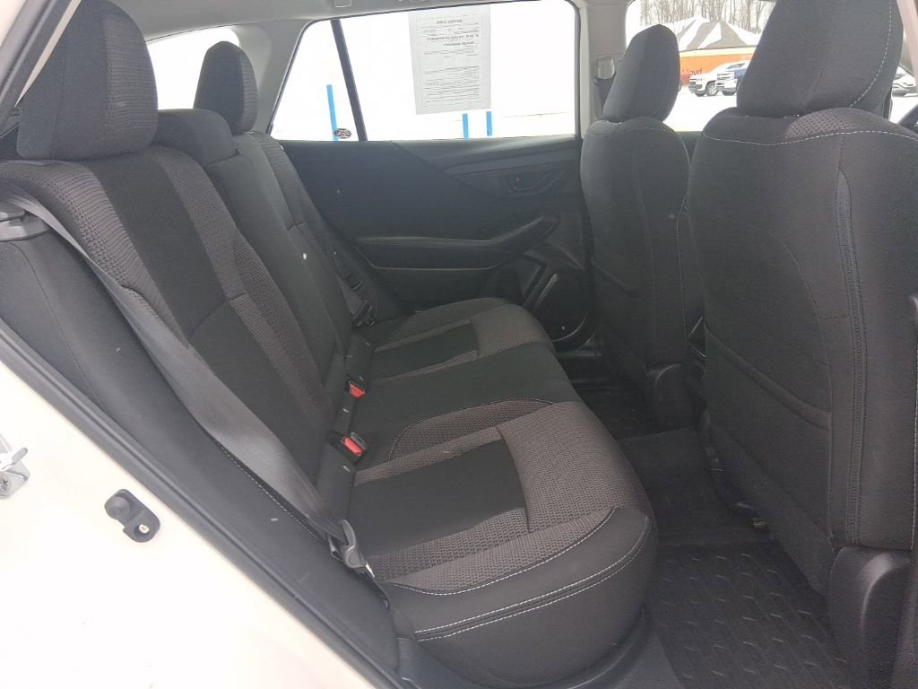Used 2023 Subaru Outback 2.5i image 15