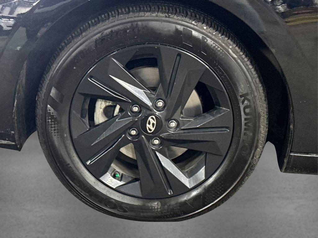 Certified 2023 Hyundai Elantra Blue w/ Cargo Package image 15