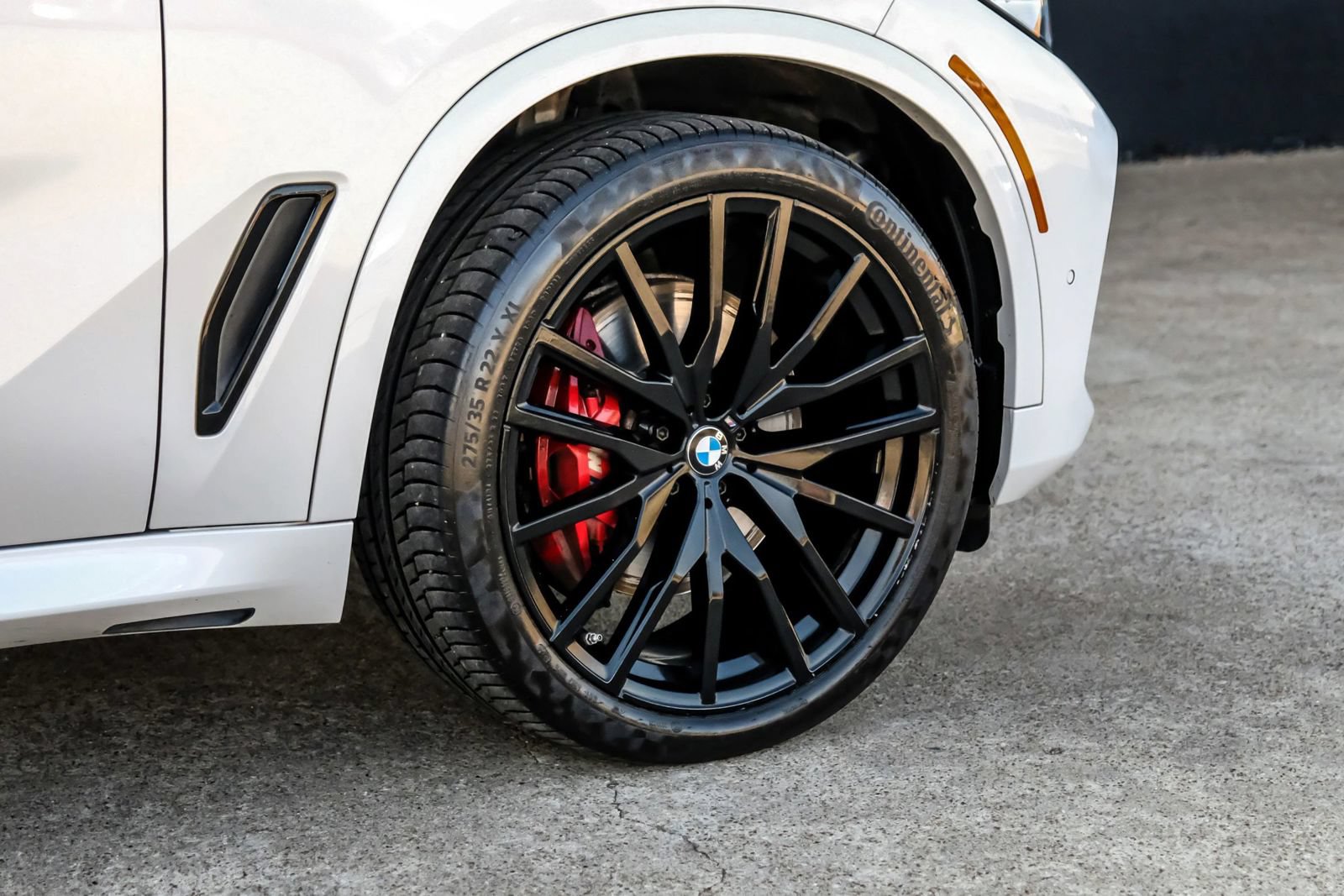 Used 2022 BMW X5 sDrive40i w/ M Sport Package RWD image 64