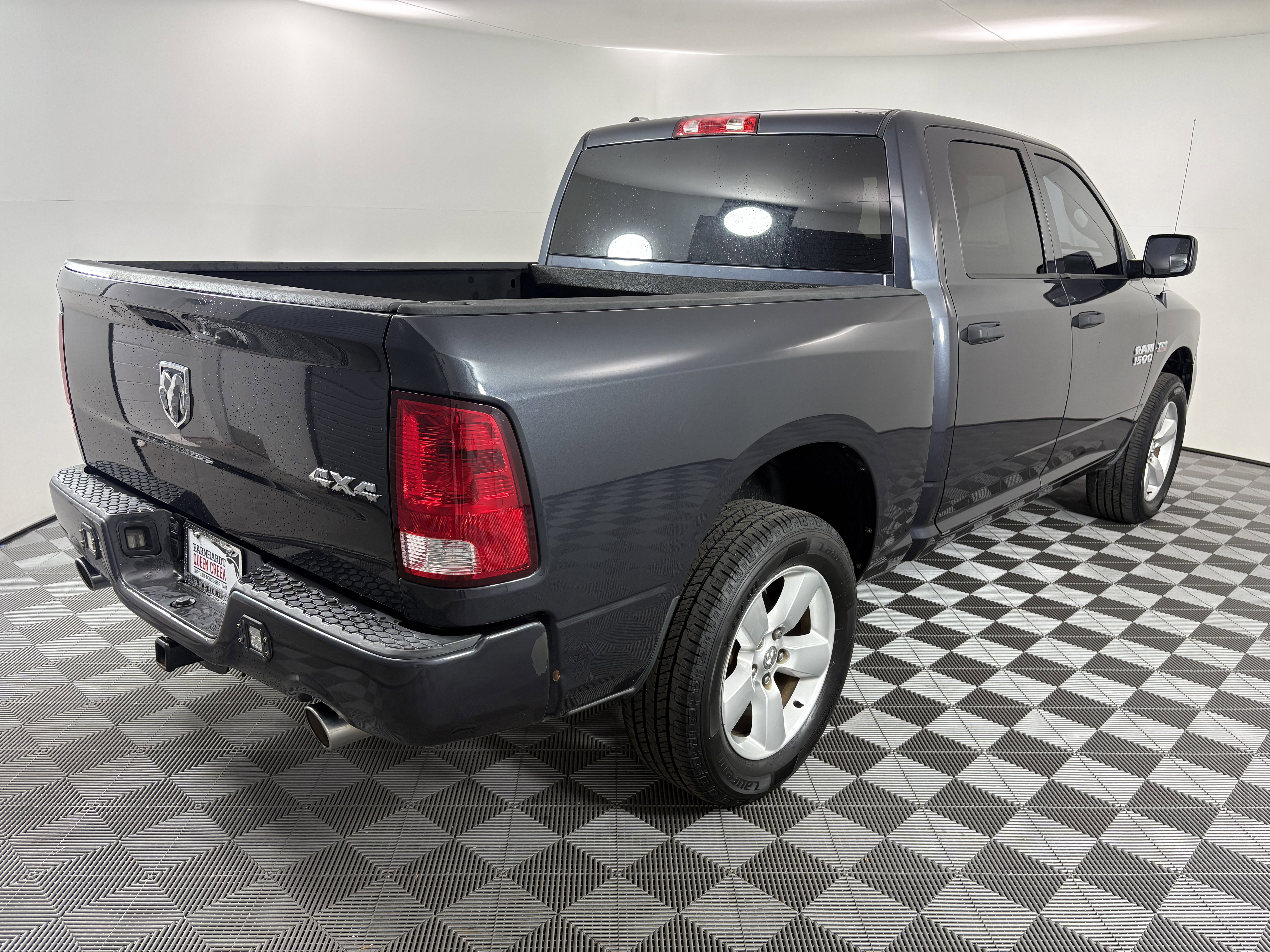 Used 2015 RAM 1500 Express AWD/4WD image 5