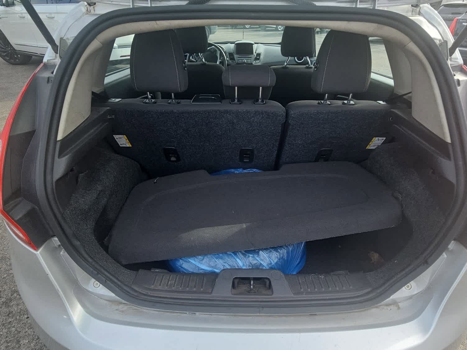 Used 2016 Ford Fiesta SE w/ Equipment Group 201A FWD image 9