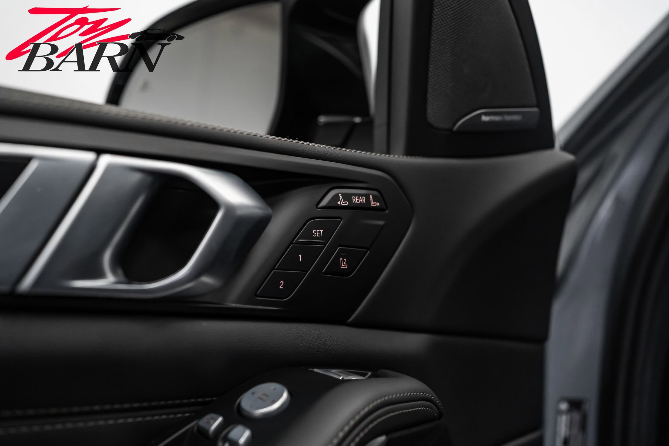 Used 2024 BMW X7 M60i image 22