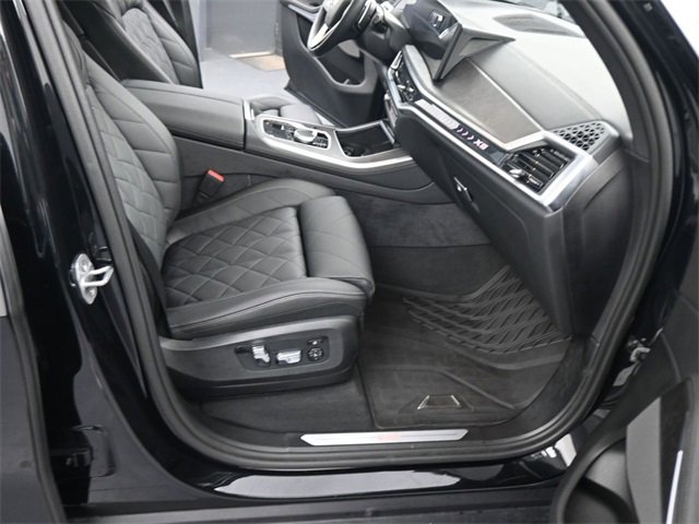 Used 2024 BMW X5 xDrive40i w/ Premium Package image 12