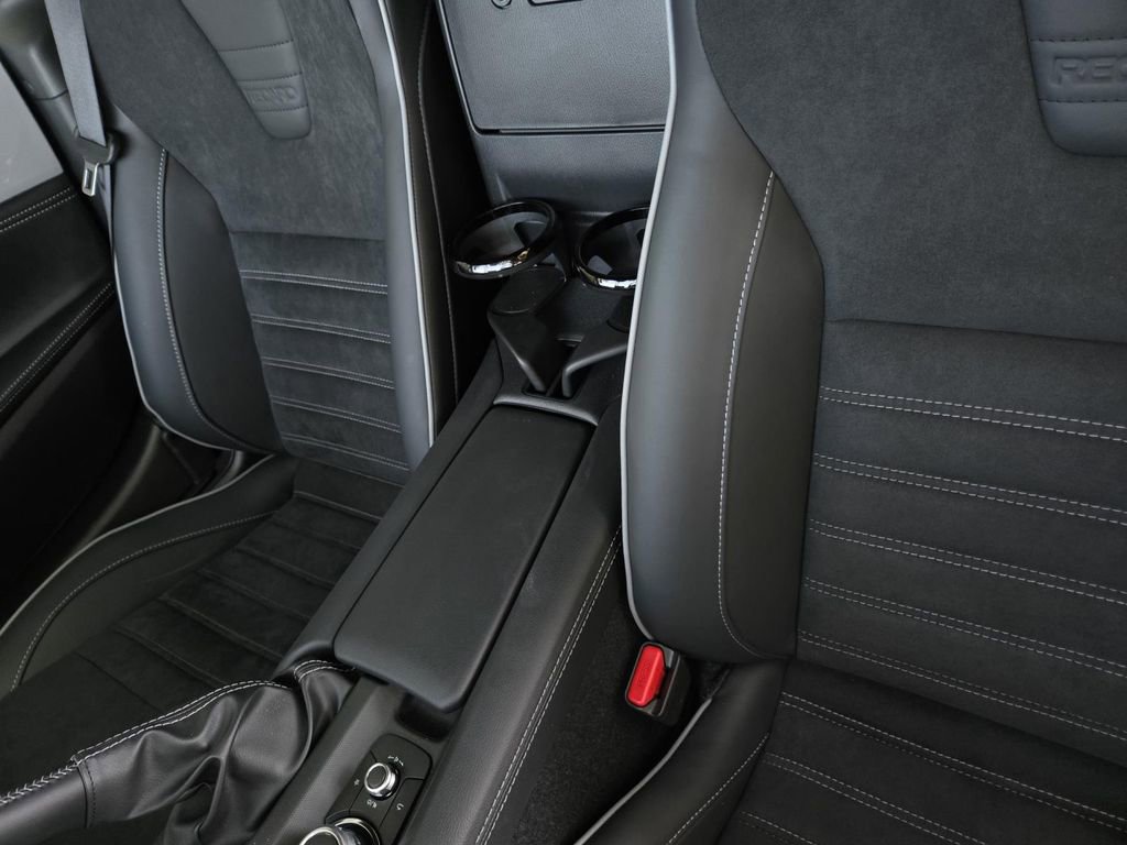 New 2025 MAZDA MX-5 Miata RF Club image 16