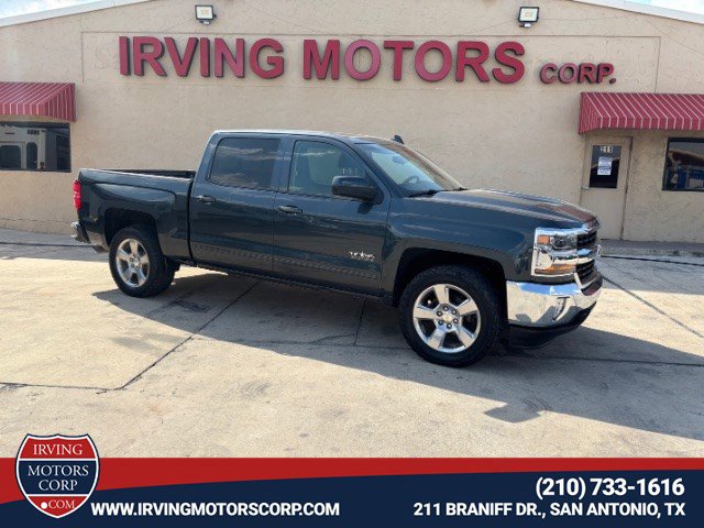 Used 2018 Chevrolet Silverado 1500 LT w/ Texas Edition AWD/4WD image 1